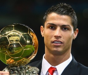 开云官方app入口-2026世界杯焦点战，哥伦比亚战术压制阿尔及利亚的战术密码