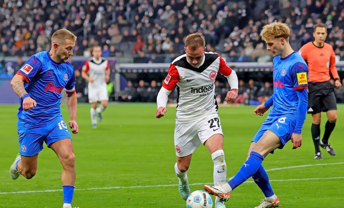 法兰克福再遭挫败,美因茨无力逆袭 法兰克福再遭挫败,美因茨无力逆袭