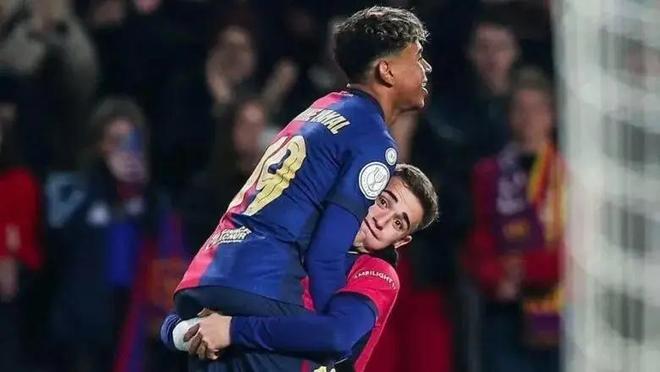 丹麦鏖战巴萨,加维惊艳四座 丹麦鏖战巴萨,加维惊艳四座