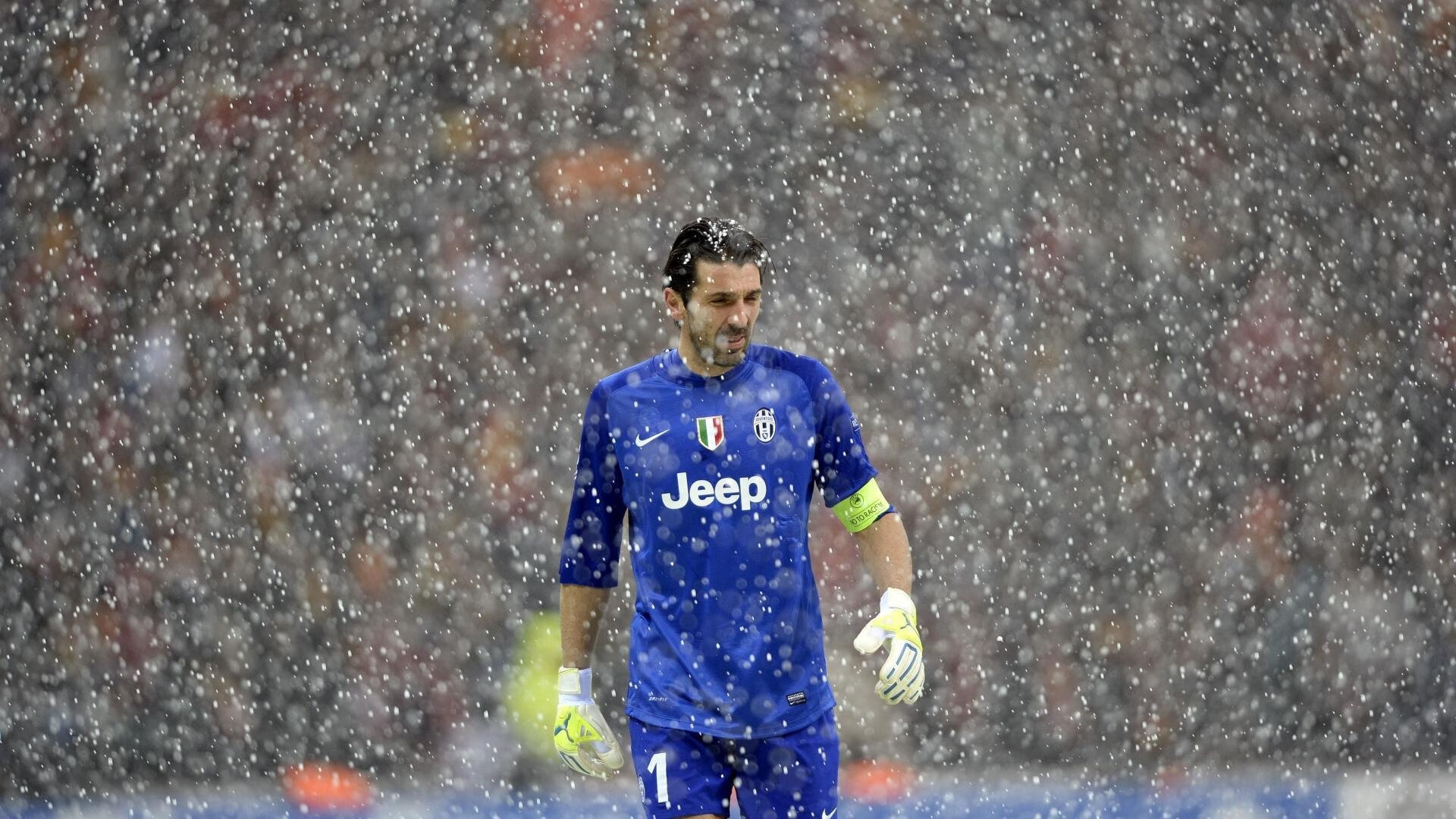 赛场双城记,德甲争冠战与勇士加时胜国王的胜利哲学