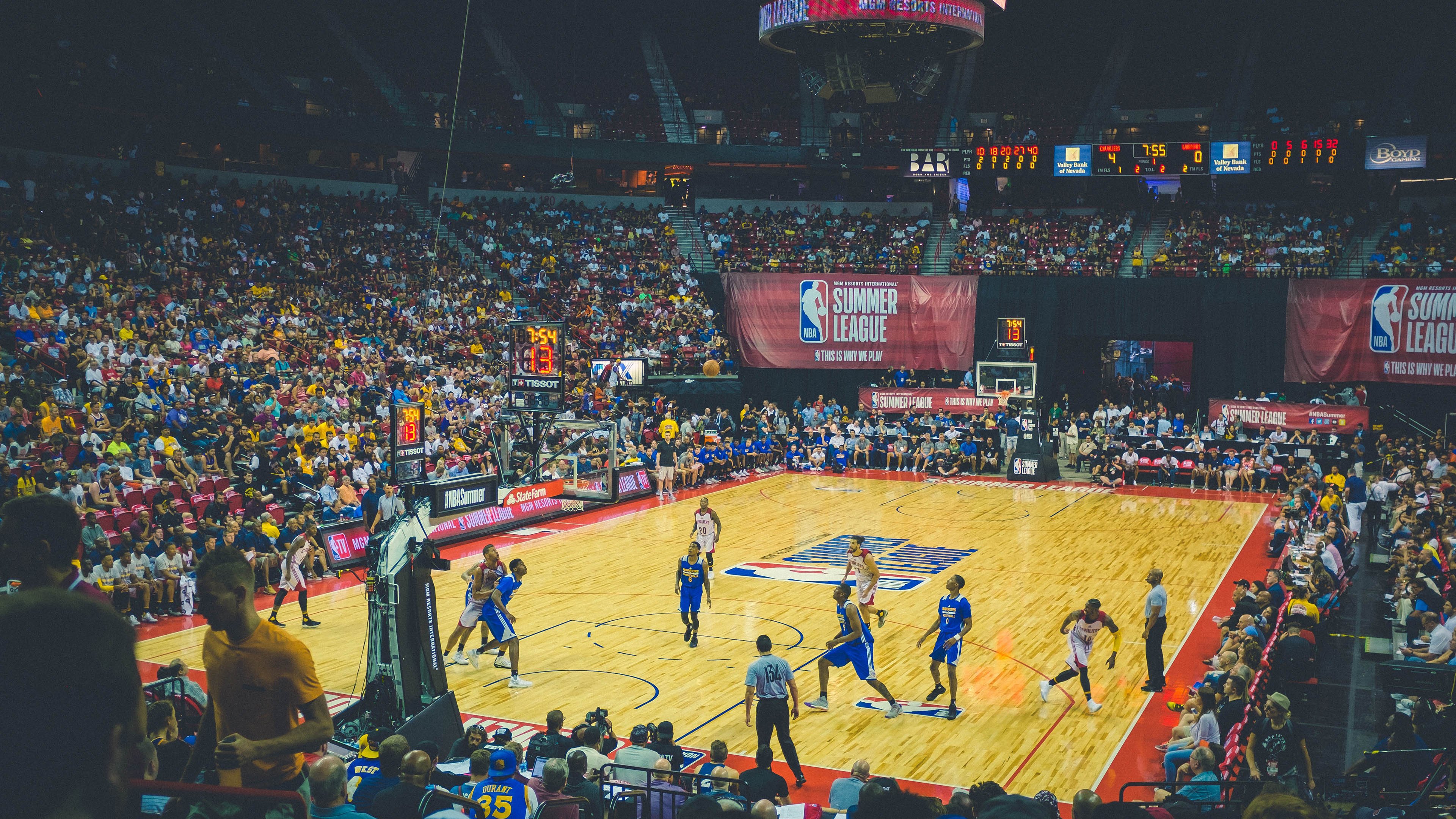 一箭穿心，公牛绝杀雄鹿，字母哥扛起全队却成悲情英雄